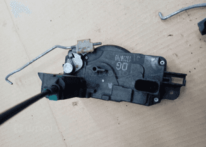 Opel Zafira B zamek drzwi przód przedni lewy prawy 06 5