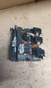 Peugeot citroen moduł bsm L11  9664055780 7