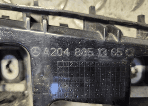 Mercedes c klasa W204 slizg zderzaka A2048851465 A2048851365 A2048800680 4