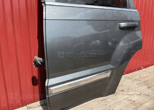 Jeep grand cherokee wk wh drzwi pdm ładne w kolor 3
