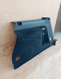 Boczek tapicerka bagażnika prawy VW Golf IV 4 Kombi 1J9867424T 3