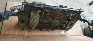 Pas przedni wzmocnienie chłodnice kompletny Kia Sportage III 2.0 CRDI 4