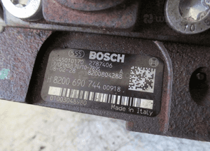 POMPA WTRYSKOWA VIVARO 2.0 DCI 0445010170 8