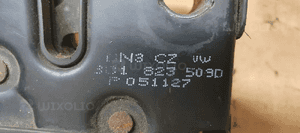 Zamek rygiel maski przód VW Passat B6 3C1823509D 8