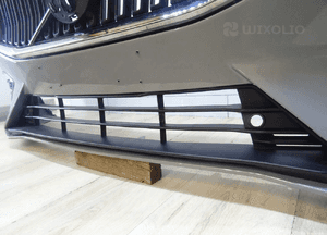 VOLVO V60 S60 III 2018- zderzak przód  31690589 7