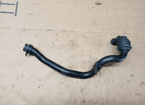Rurka przewód wody płynu VW Passat B5 W8 4.0 4
