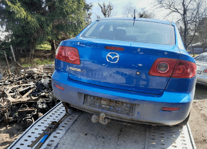 Mazda 3 BK 03-09 Klapa tylna Sedan drzwi szyba tylna w kolor 4