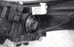 Lampa prawy przód toyota chr led europa  81110-F4031 13