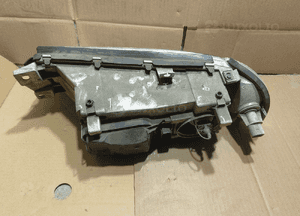 Lampa prawy przód przednia prawa skoda octavia i lift 3