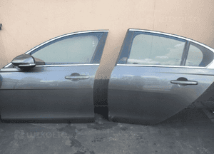 Drzwi lewe przód tył jaguar xe X760 1