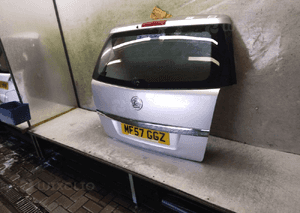 Klapa tył tylna bagażnika do opel zafira b Z157 2