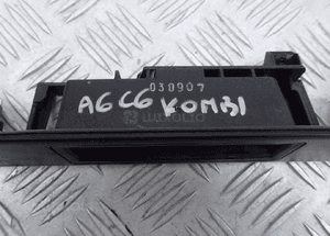 oswietlenie tablicy rejestracyjnej Audi A6 C6 Kombi 2
