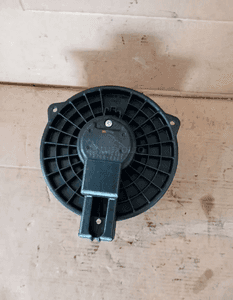 Wentylator silnik dmuchawy nagrzewnicy Mazda 6 72700-0361 2