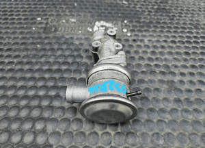 Zawór EGR 06B131101C 06B131817E AWT Spalin Powietrza Wtornego 1.8 T 2.0 T AUDI VW Skoda Seat 4