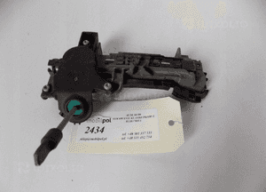 Audi A4 B6 mocowanie klamki przód l 1