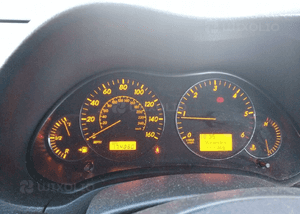 Toyota Avensis T25 lift D4D zegar licznik