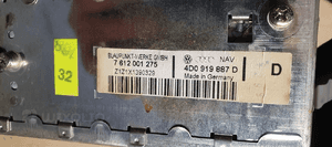 Czytnik stacja nawigacji NAVI VW Passat B5 4D0919887D 4