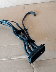 Przewody podciśnienia wtyczka skoda vw seat 045131051AL 2