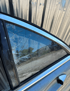 MERCEDES  s 221 drzwi tyl tylna szare zamek  krótka 3