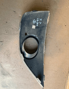 Kratka zderzaka prawy przód przednia prawa Seat Ibiza 6J 6J0853666A 2