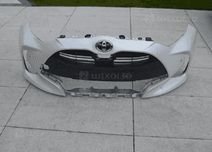 Toyota yaris iv zderzak przedni kratka oryginał 2