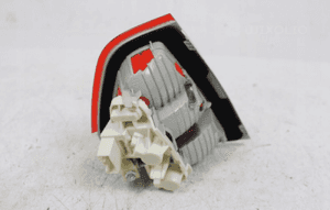 BMW 3 E90 Lampa Tył Klapa Przed Liftem Lewa 1237 7