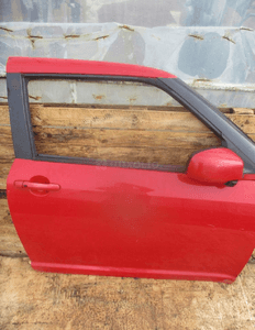 Drzwi przód przednie prawe suzuki swift iv 4 5D 2