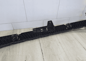 Wzmocnienie ślizg zderzaka środkowy tył audi Q3 ii 19- 83F 83F807385 7