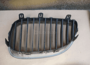 Grill nerka atrapa prawa bmw E60 E61 m pakiet 3