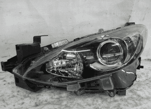 Mazda 3 lift BHR1 51040 lampa przednia lewa 2