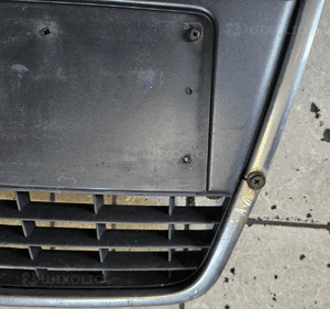 Audi A6 C6 grill atrapa 4F0853651 2