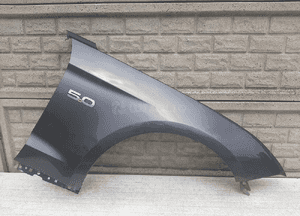 Ford mustang vi lift 18 - 22 błotnik przedni prawy 1