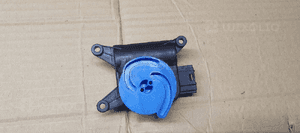 Silniczek klap nagrzewnicy Audi A4 B6 8E1820511E 0132801304 2