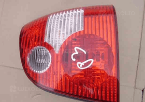 VW Polo 02-06 lampa tyl tylna prawa lewa 2