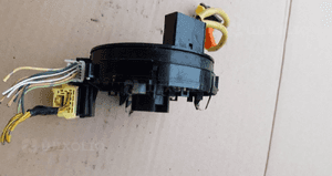 Toyota Avensis T25 Corolla Verso 03-08 tasma pod kierownice 6