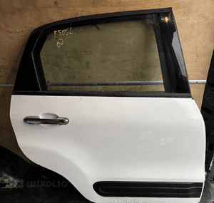 Drzwi prawy tyl tylne kpl fiat 500L org 268/A 1