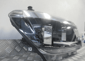 Lampa przednia przód prawa vw crafter man ii 7C1941006 2016- 4
