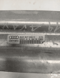 Audi A4 A5 belka wzmocnienie zderzak tył tylnie 10