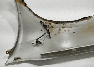 Błotnik prawy przód przedni nissan navara D22 1997-2005 14