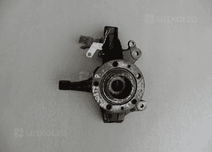 Zwrotnica piasta prawa Peugeot 308 II T9 P65 1