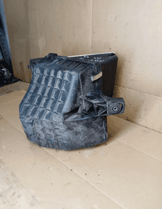 Obudowa filtra powietrza Audi A4 B5 1.9 TDI 8D0129607M 6