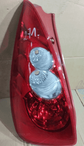 Lampa lewa tył tylna mazda 5 v i 1 2