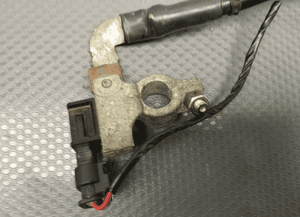 Klema minusowa bmw F45 9346566 3
