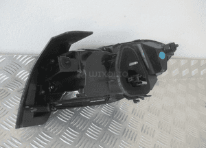 Lampa tylna tył lewa peugeot 208 ii led 9823216880 2019 11