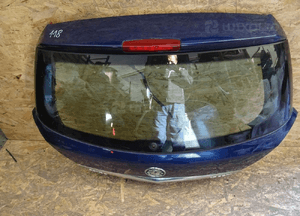 Opel Astra H 3 III HB klapa tył tylna 1