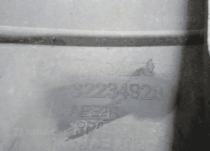 VOLVO XC60 zderzak przód przedni lift 32234928 12