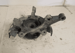 Zwrotnica piasta lewy przód przednia Toyota Yaris I 5