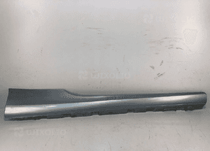 Listwa progowa prawa próg mercedes s coupe W217 1