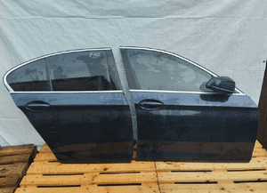 Drzwi przednie przód tył tylne prawe bmw F10 5
