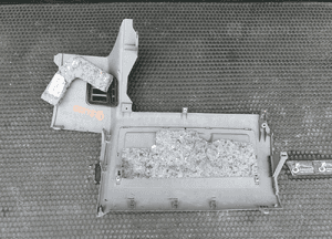 Osłona Zaślepka Plastik Tapicerka Dół Konsola Deska Wnetrza Jasna Lewa Prawa Europa VW Transporter T5 Caravella Multivan 26